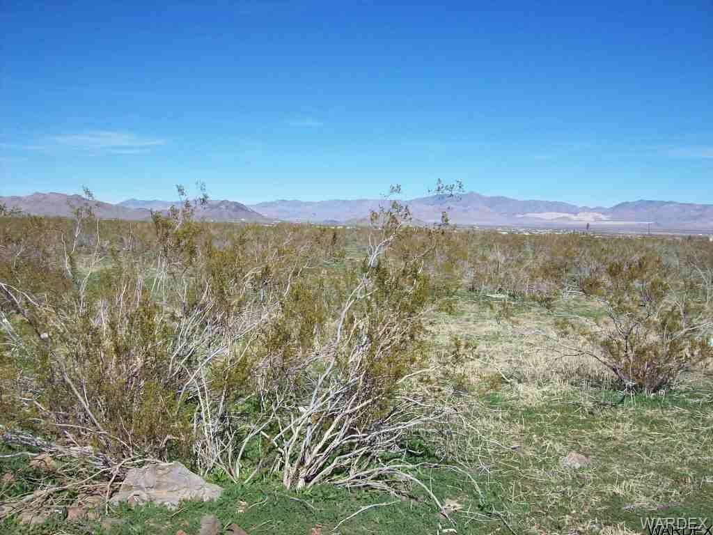 N Dome Rd: N Dome Rd, Golden Valley, AZ 86413